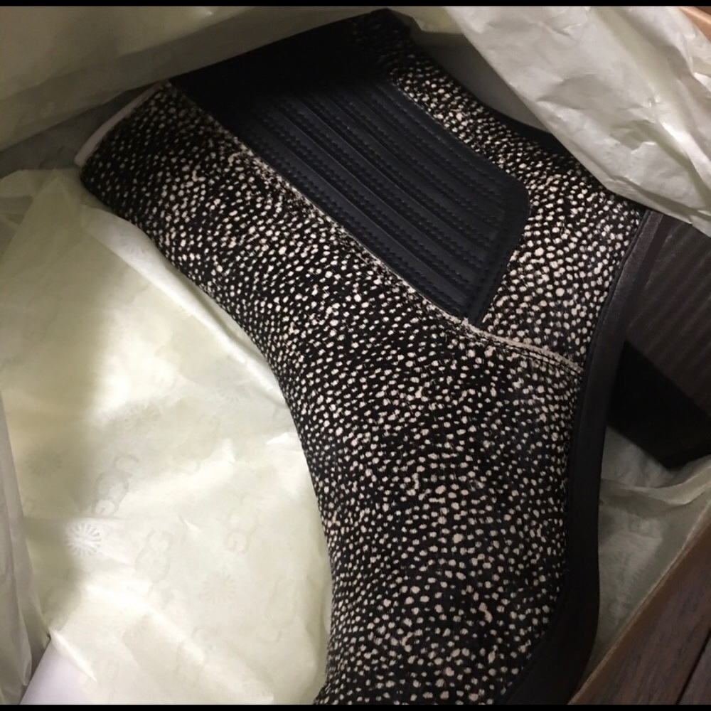 Ugg Bootie